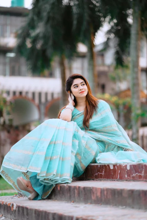 প্রিমিয়াম সেমি মসলিন শাড়ী + ব্লাউজ পিস (Code#SM-400) - Image 2
