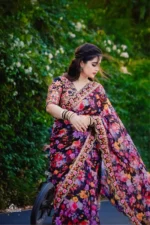 প্রিমিয়াম ইন্ডিয়ান সিল্ক পার্টি শাড়ী + ব্লাউজ পিস (Code#NB-25) - Image 2