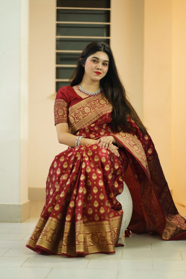 জাপানি সিল্ক কাতান শাড়ি+ ব্লাউজ পিস  (Code#JP-413) - Image 4