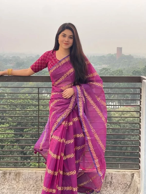 প্রিমিয়াম সেমি মসলিন শাড়ী + ম্যাচিং ব্লাউজ পিচ (Code#SM-417) - Image 5