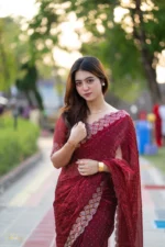 প্রিমিয়াম ইন্ডিয়ান স্টোনের জর্জেট পার্টি শাড়ি (লাল মেরুন) - Image 7