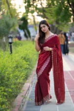 প্রিমিয়াম ইন্ডিয়ান স্টোনের জর্জেট পার্টি শাড়ি (লাল মেরুন) - Image 4