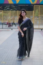 প্রিমিয়াম ইন্ডিয়ান স্টোনের জর্জেট পার্টি শাড়ি (ব্লাক )