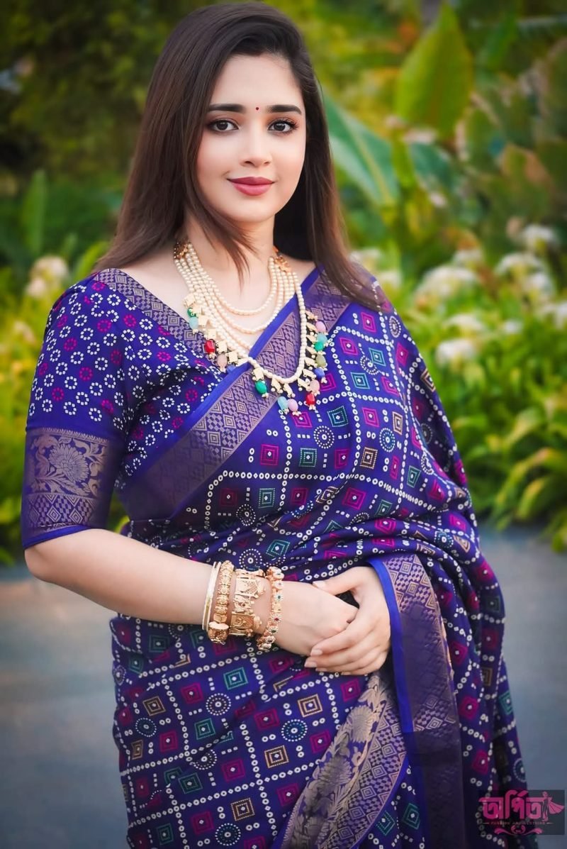 প্রিমিয়াম সফ্ট সিল্ক শাড়ী + ব্লাউজ পিস [Code #225]