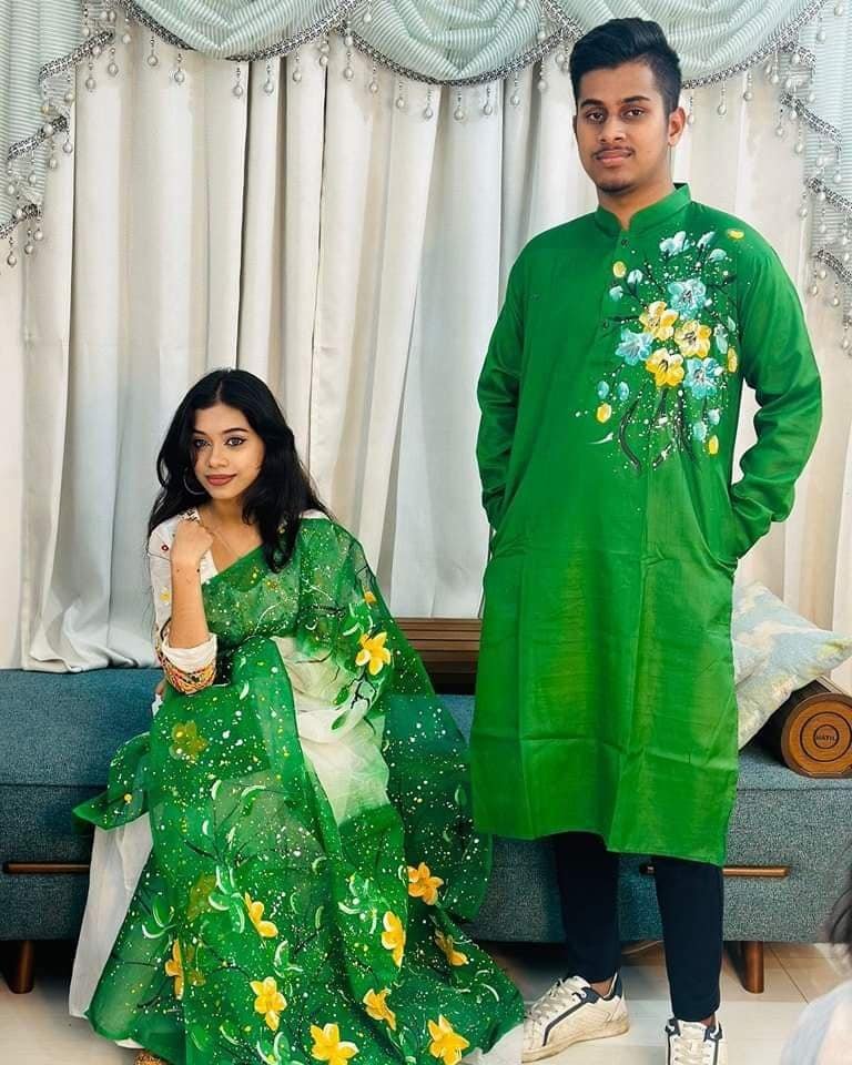 এক্সক্লুসিভ হ্যান্ড প্রিন্টেড কালারফুল ম্যাচিং কাপল শাড়ি অ্যান্ড পাঞ্জাবি সেট