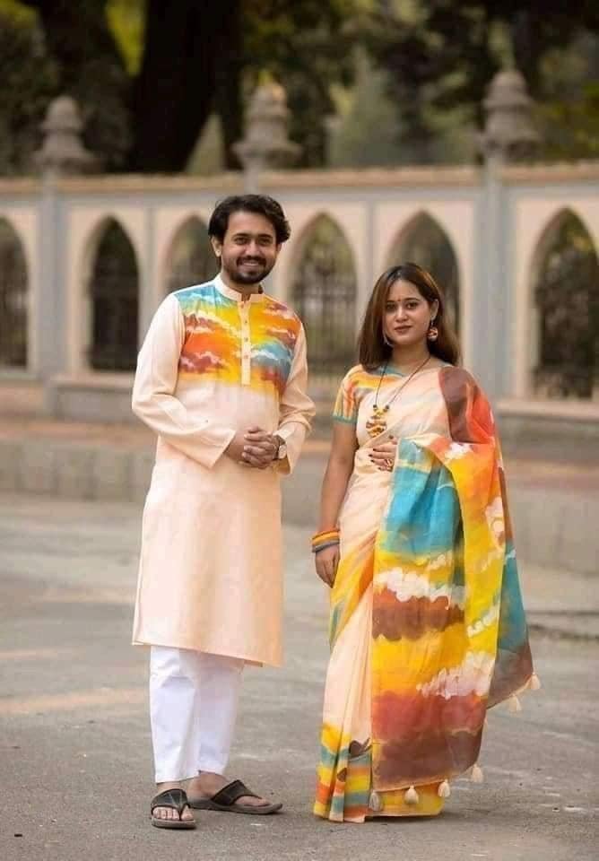 এক্সক্লুসিভ হ্যান্ড প্রিন্টেড কালারফুল ম্যাচিং কাপল শাড়ি অ্যান্ড পাঞ্জাবি সেট